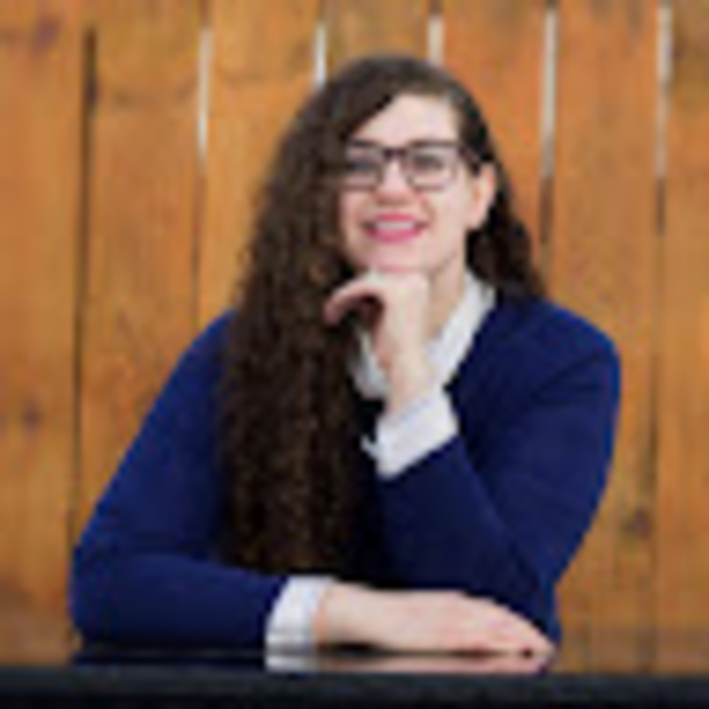 Meet your Posher, Amina